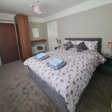 Town Cosy 2 Min Walk To Town Center *